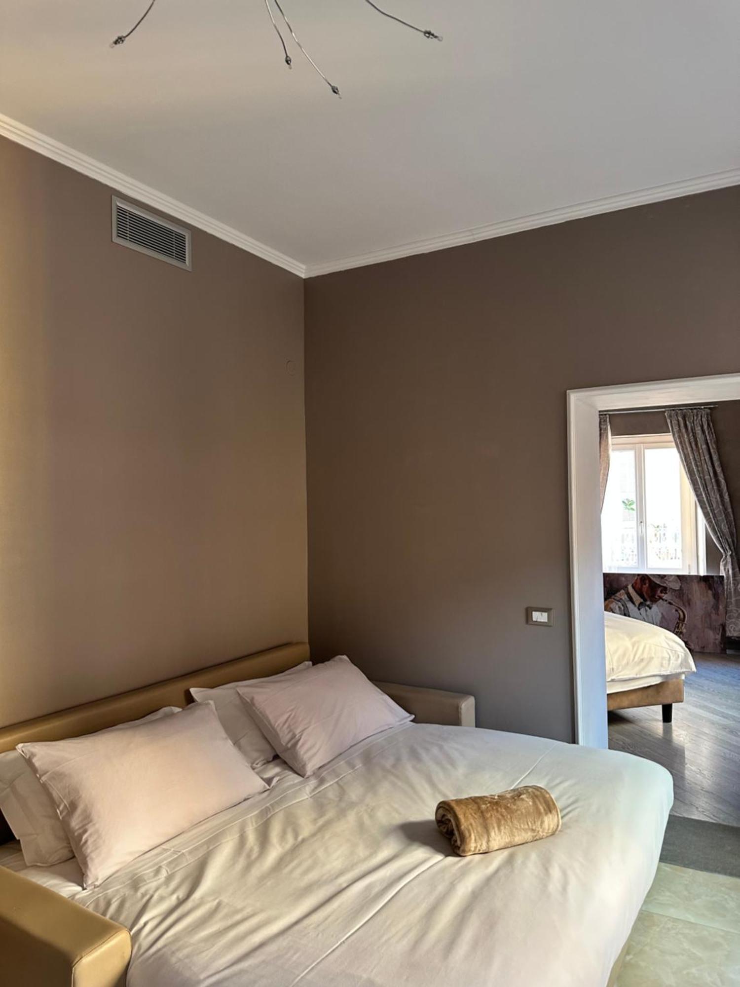 Prima Fila Due Pemium Guest House Sanremo Exterior foto