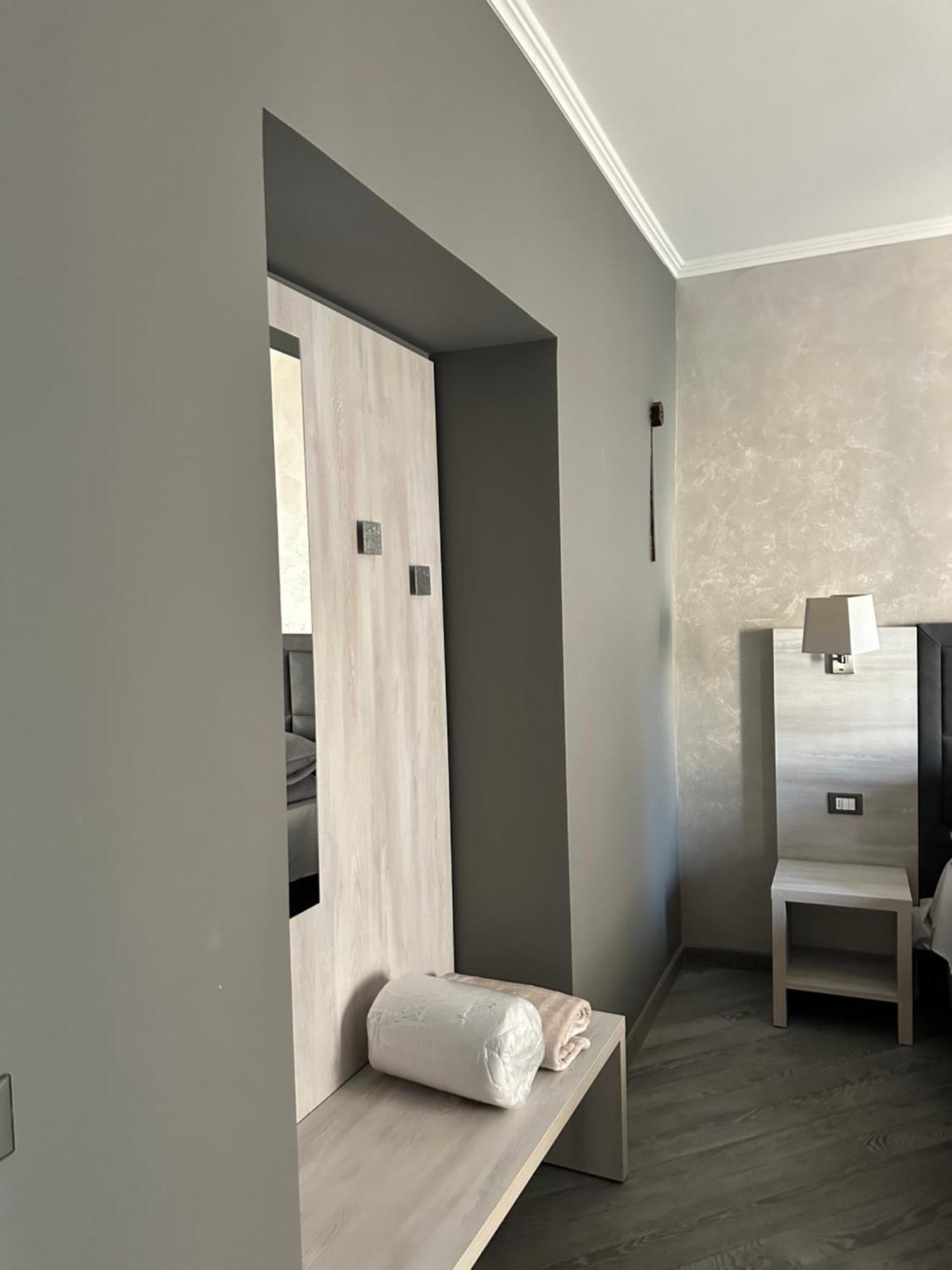 Prima Fila Due Pemium Guest House Sanremo Exterior foto
